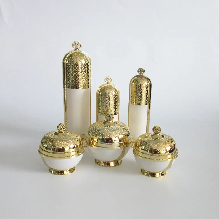 
Cute cosmetic packaging containers skin care cream containers cosmetic bottles and jars 