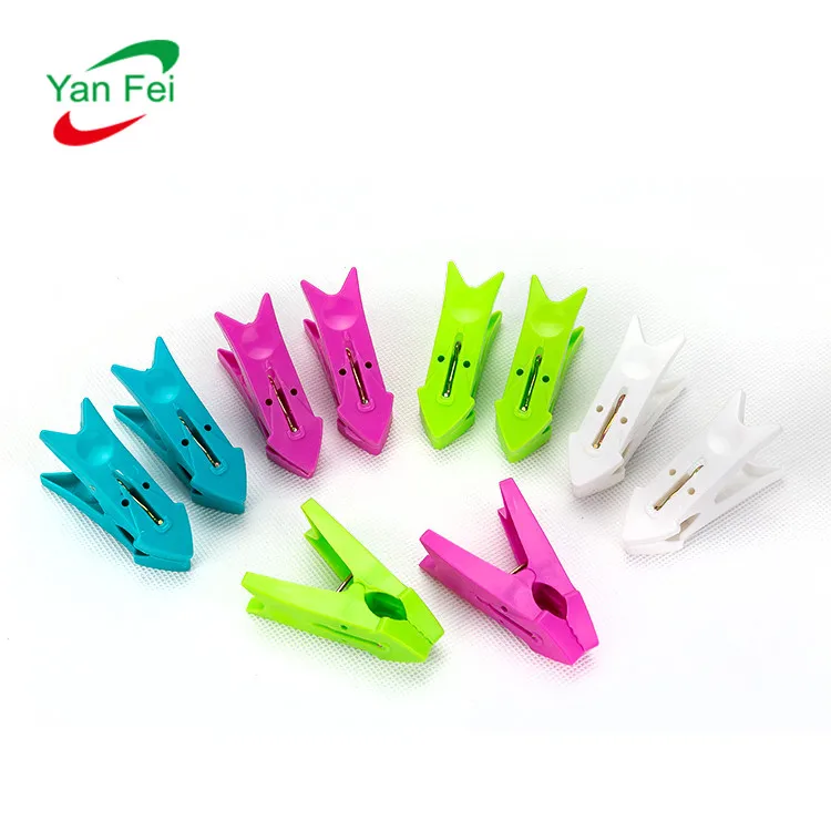 Wholesale High Quality Hot Selling Custom Colorful Plastic Clothespin Fashion Clothes Pegs Beach Chair Towel Clip For Laundry