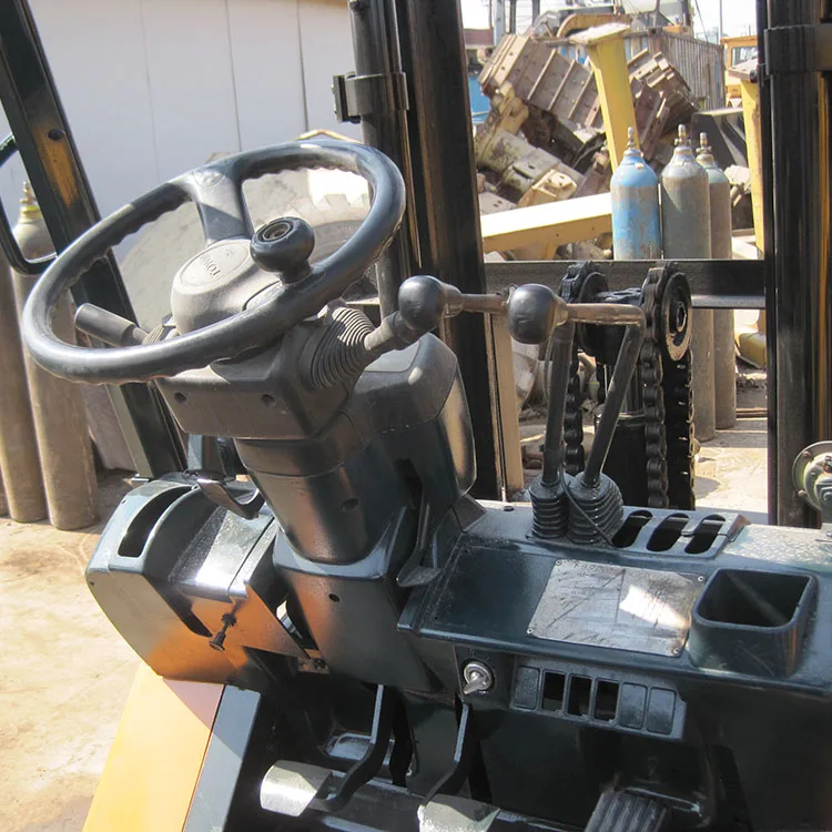 Продается вилочный погрузчик Toyota 5 тонн в Шанхае