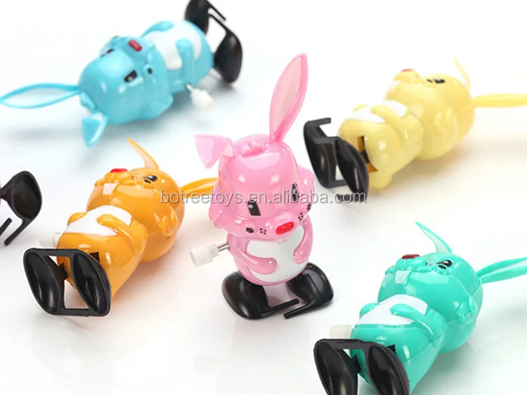 Classic clockwork toy rabbit plastic walking bunny wind up toys for children