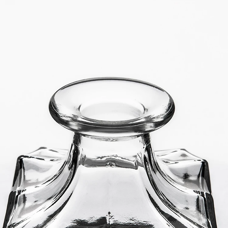 NOVARE 750 ml Wholesale Crystal Glass Whiskey Decanter