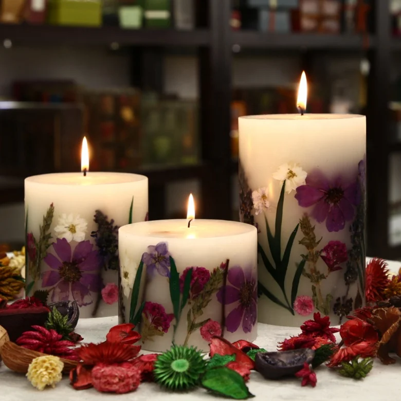 
wholesale luxury scented wax candles with flowers and plants 