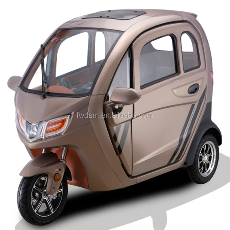 Closed electric tricycle for 2 adult person