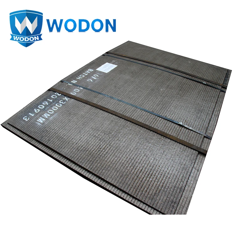 Chromium carbide overlay seamless abrasion resistant plate
