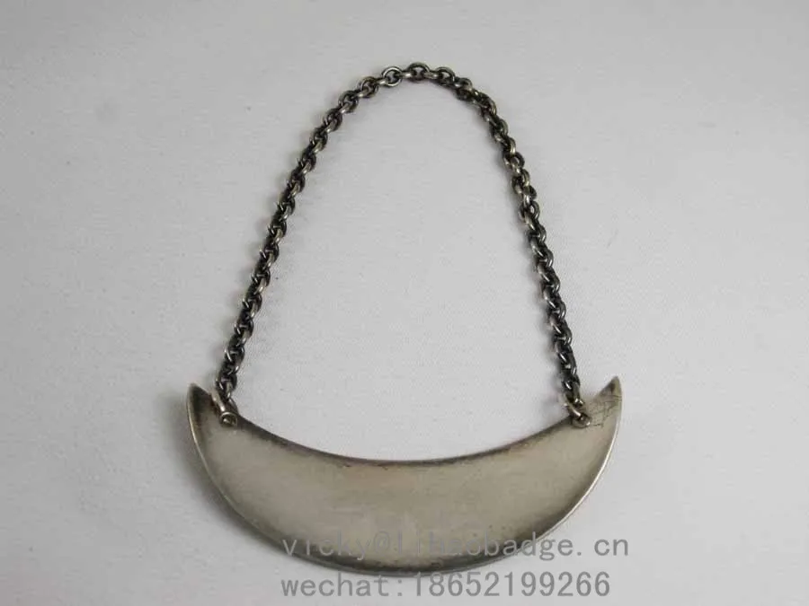 Vintage metal label antique hang tag decanter metal label with chain  for wine bottle