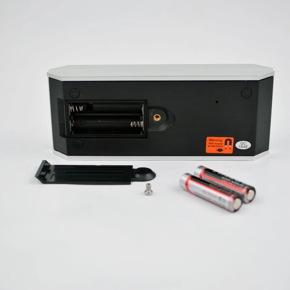 Digital Angle Finder Carpentry Inclinometer IP67 with Magnetic V-Groove Base For Masonry and Construction