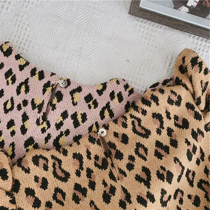 Wholesale kids leopard pattern knit vest flutter sleeve child knitting sweater