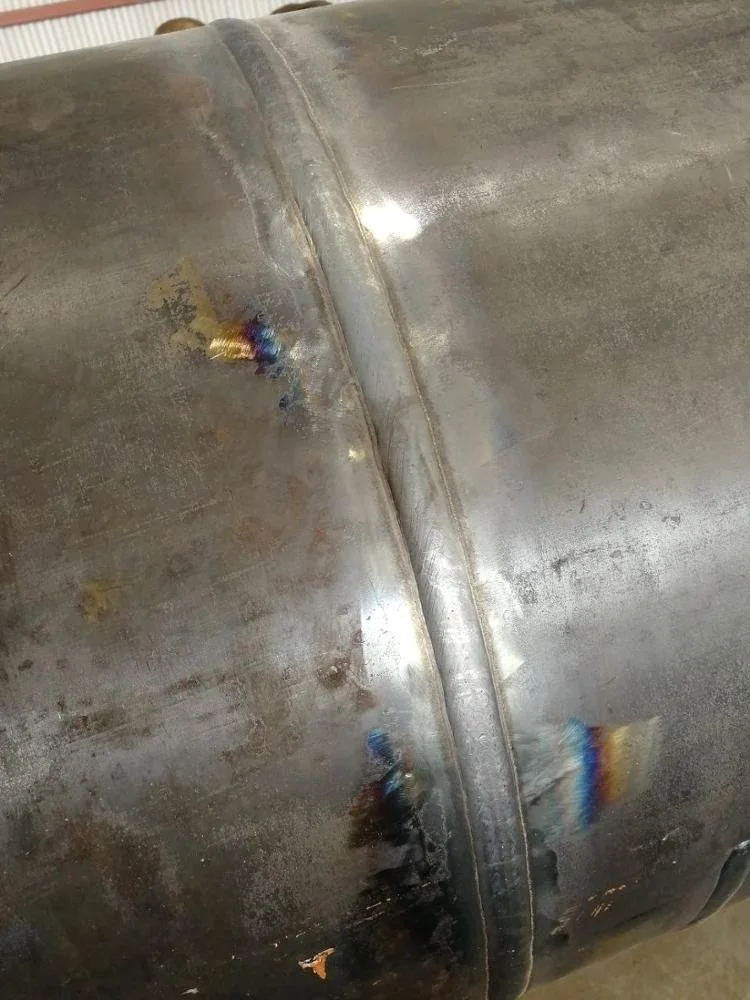 Oil & Gas tank welding Column and boom manipulator with ESAB SAW welding power