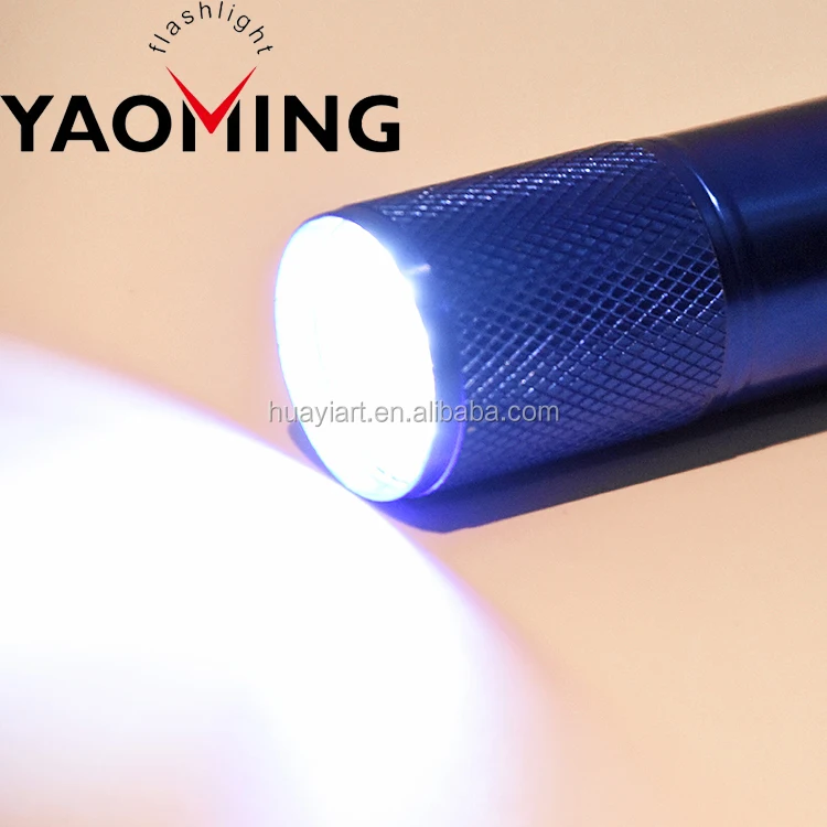 
Consumer Electronic Product Cheap Aluminum 9 LED Mini Flashlight 