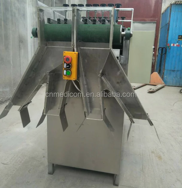 Surgical cotton ball making machine