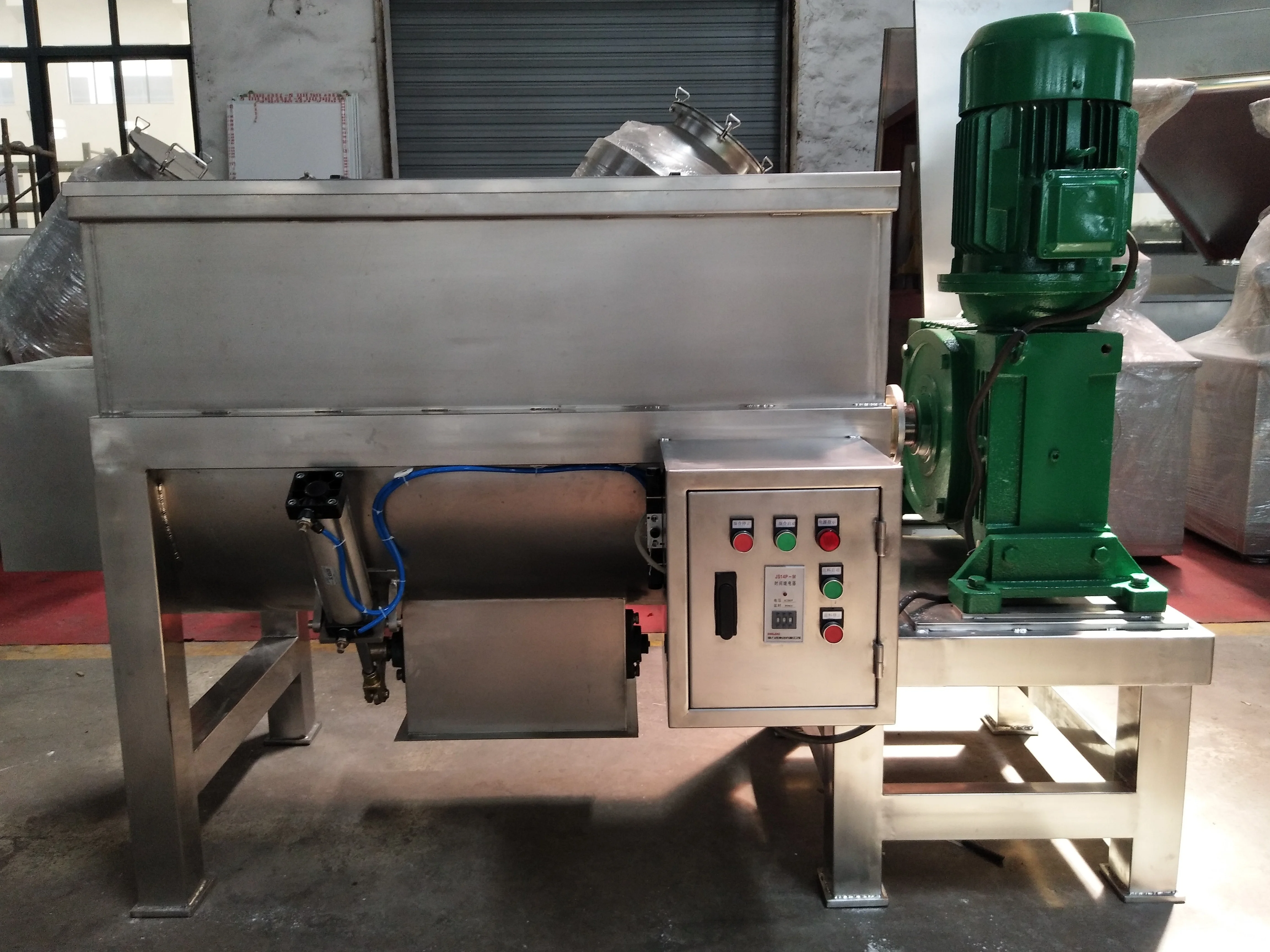 China Horizontal Double Ribbon Mixer For Dry Powder/Wood Plastic Mixing Machine/Horizontal High Speed Mixer For The Industry