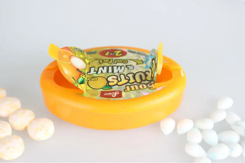  Твердые конфеты в двойной упаковке 22 г