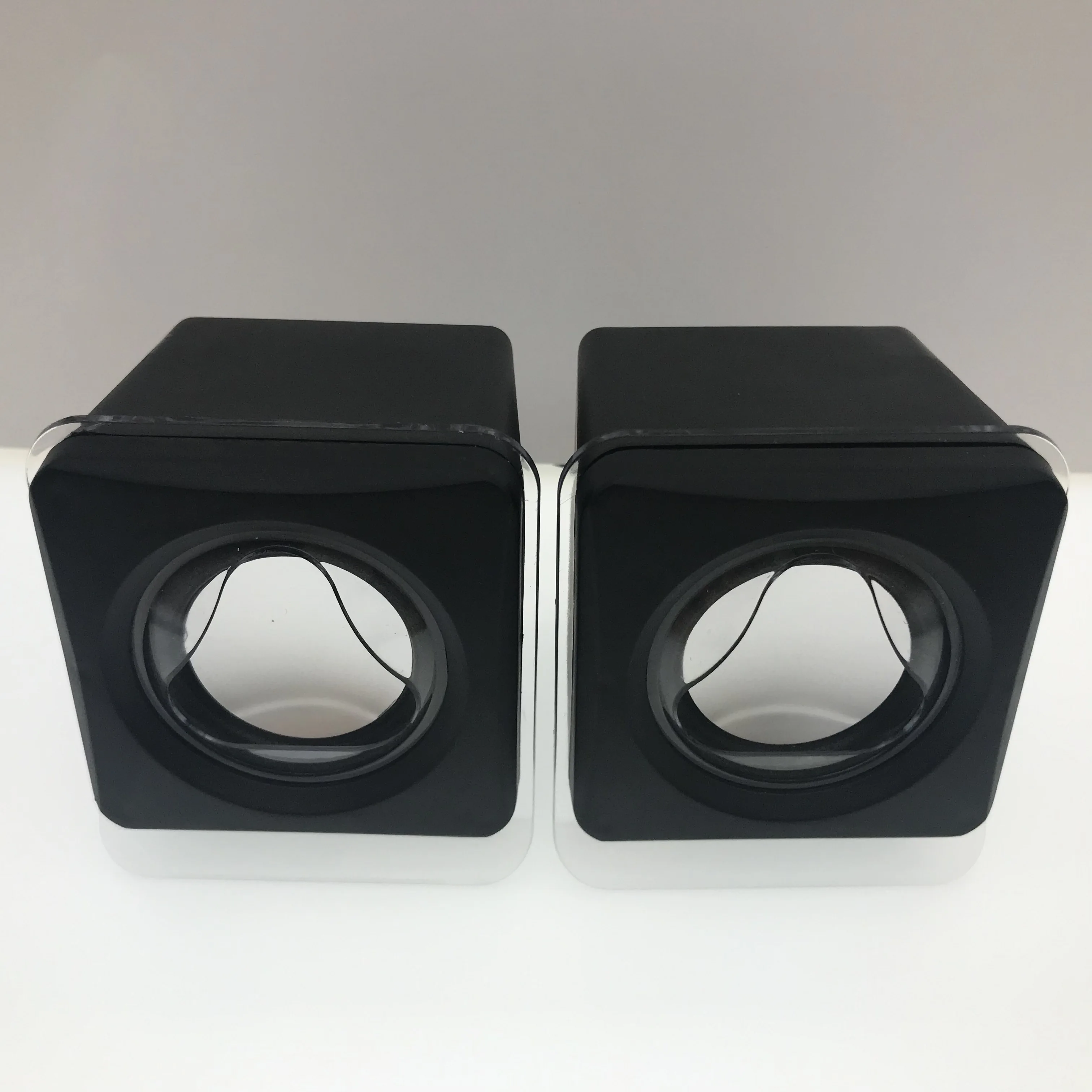 home wired outdoor speaker hot selling cheap price amplifier custom OEM portable mini tablet with microphone USB mini speaker