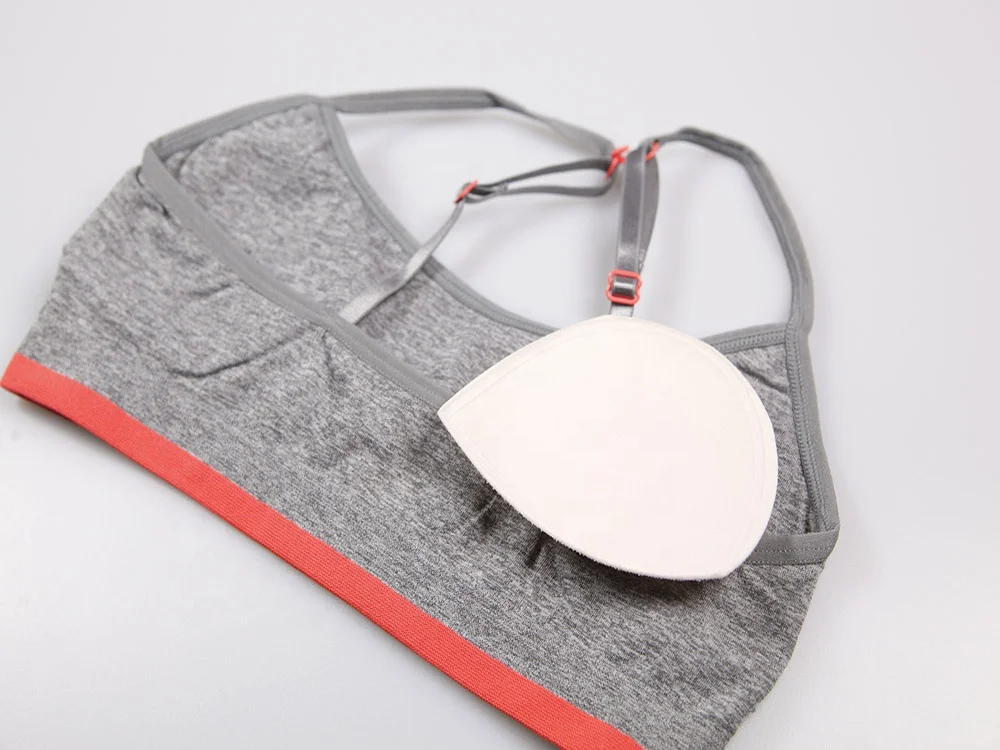 
Three Size School Girls Seamless Bra Girls Bralette With Removable Pads and Convertible Straps 