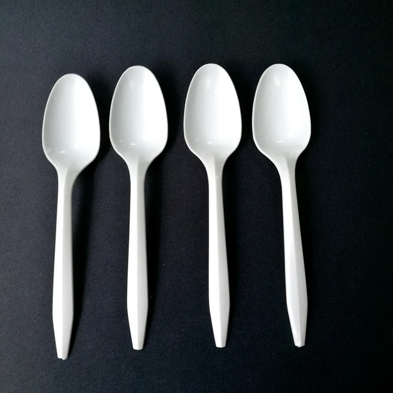 China disposable plastic spoon and fork