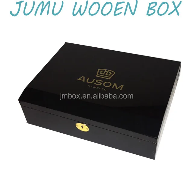 Piano black lacquer finish hot sale luxury wooden phone  box