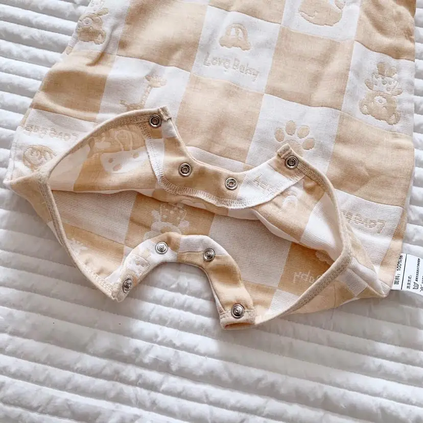 
GOTS organic cotton breathable baby clothes muslin baby clothes 