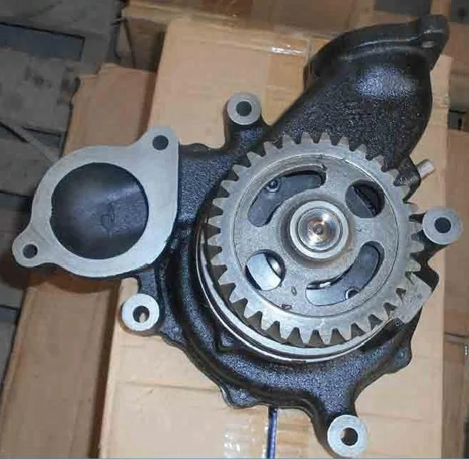 Truck Spare Parts 16100-2262 EF750 Water Pump