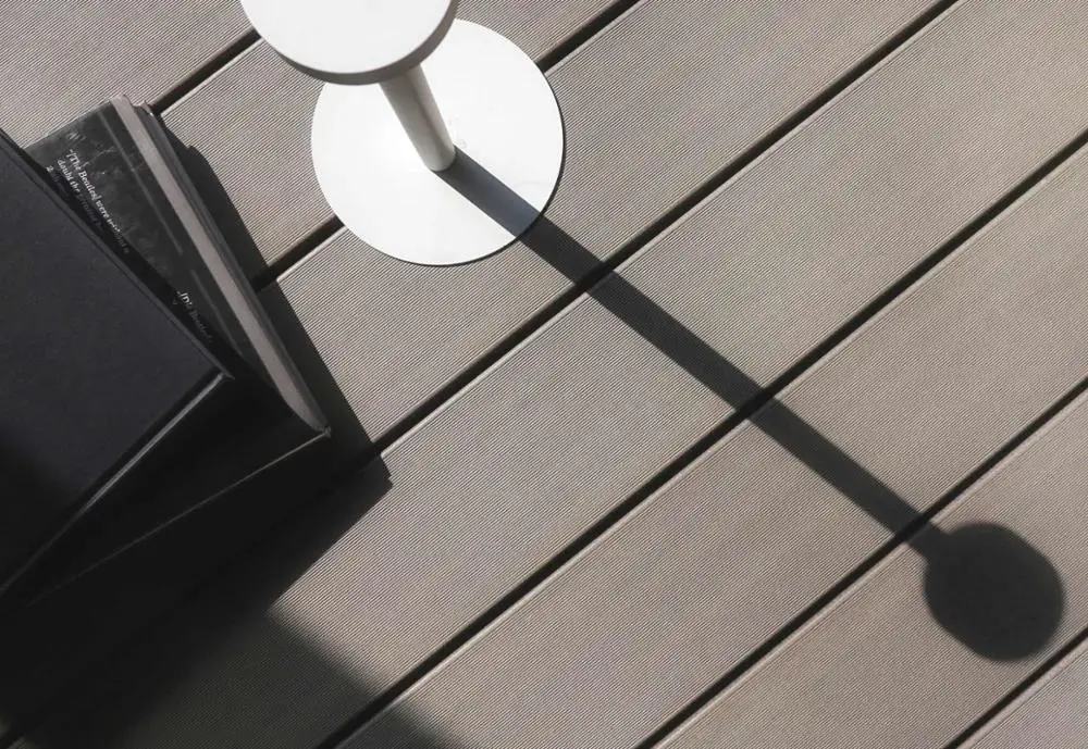 Wpc decking plank crack-resistant outdoor wpc floor outdoor artificial wood composite flooring wpc decking tiles