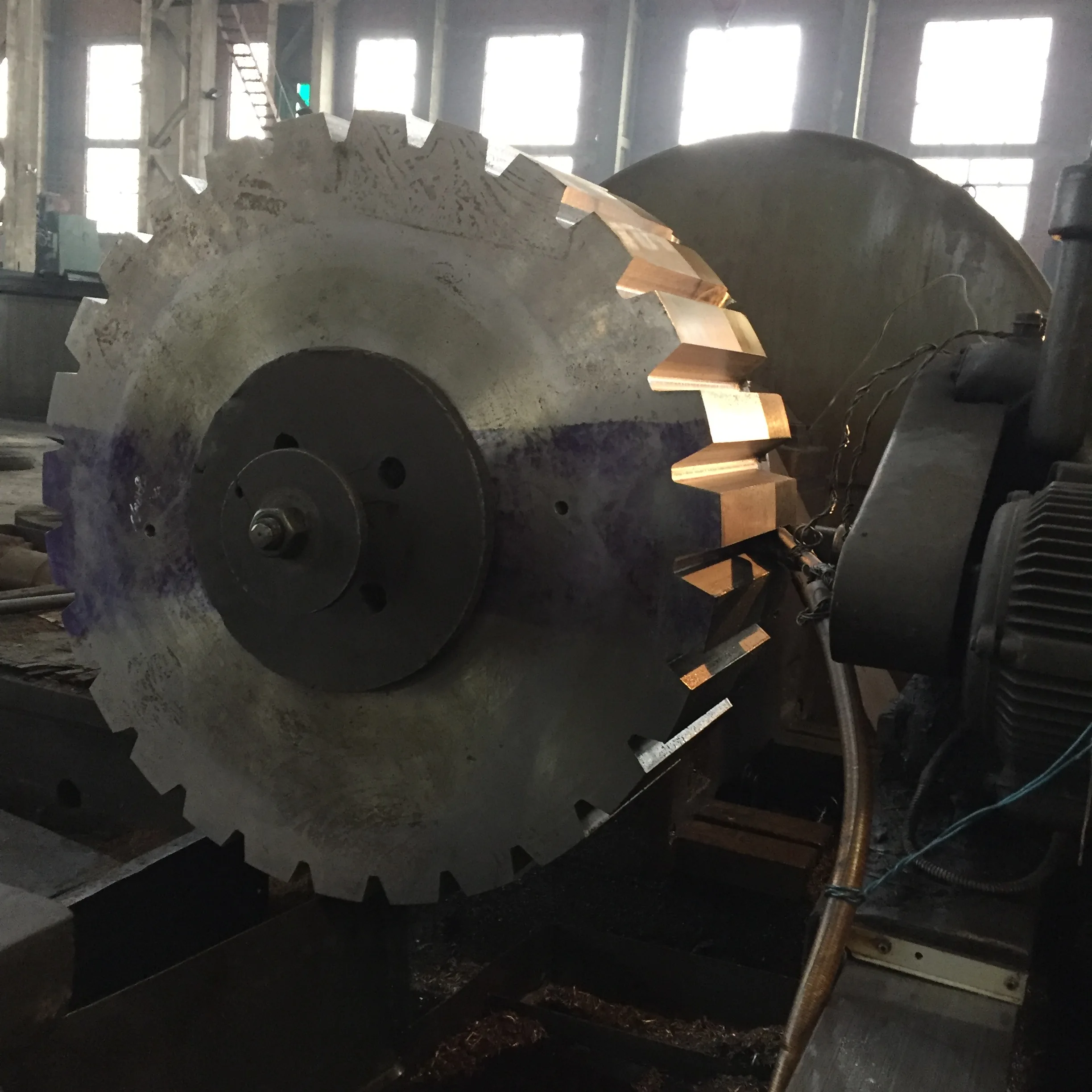 Стальная шаровая мельница с ЧПУ для фрезерования, штамповочная стойка для коробки и шестеренки, кованая Шестерня в елочку