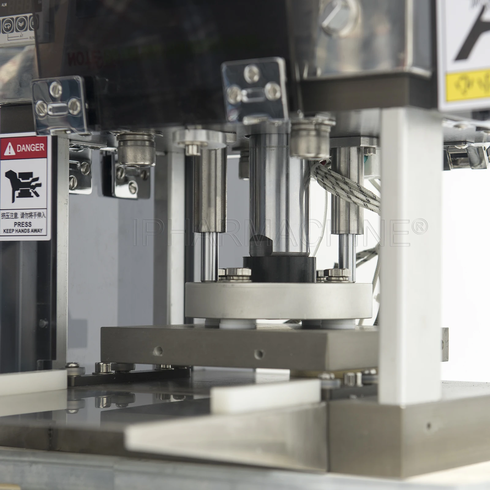 
Semiautomatic Manual Pvc Blister Paper Sealing Packing Machine 