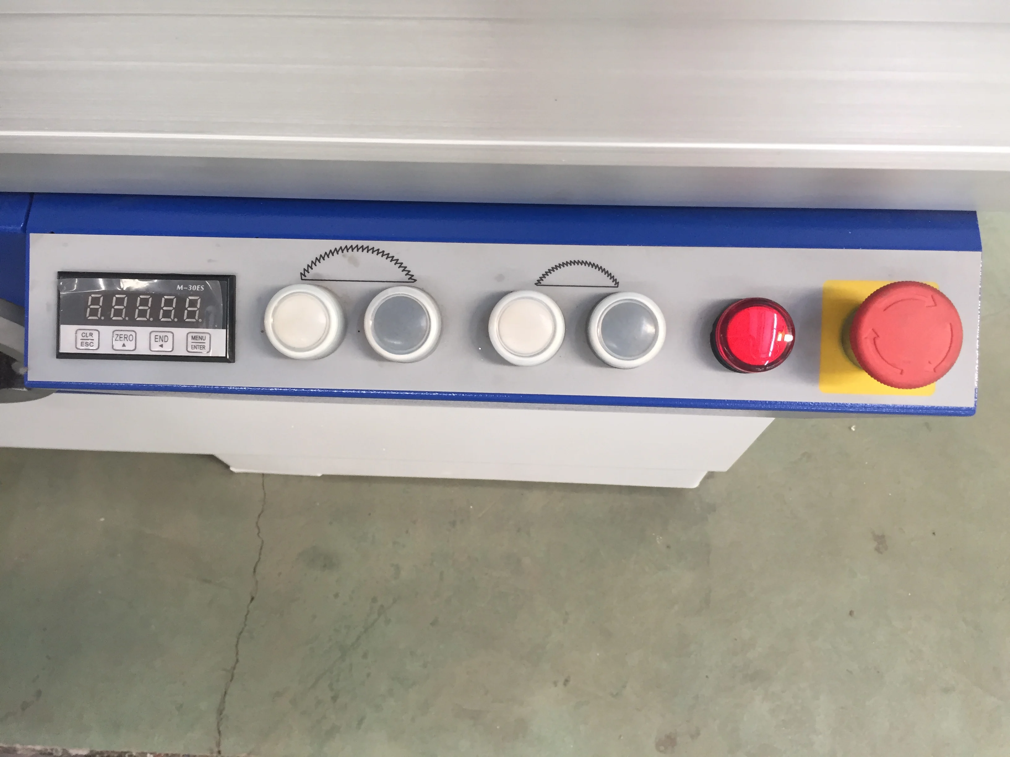 F45-320E Wood Solid wood MDF Plywood partical board Sliding Table Panel Saw Machine