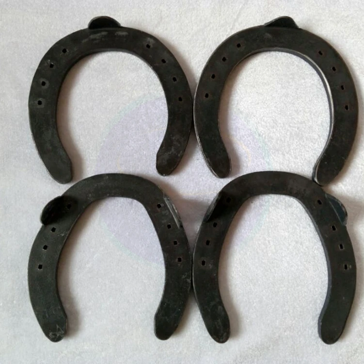 china factory direct selling dropped wholesale horse valuting shoes