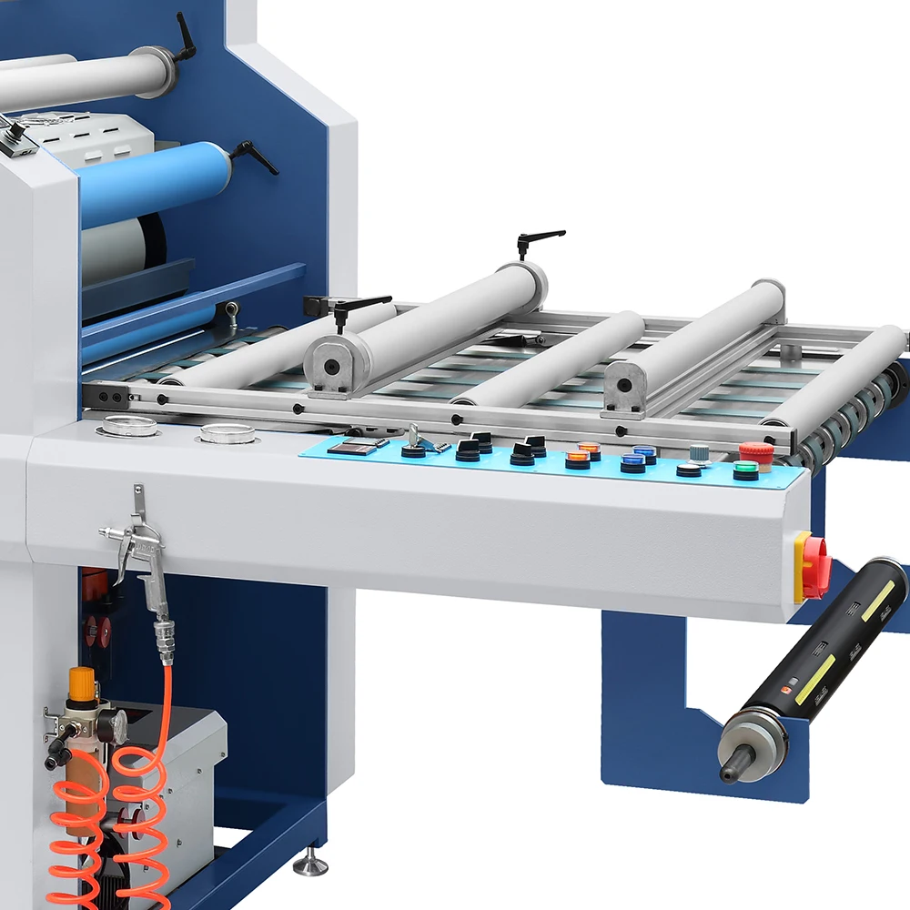 Thermal film lamination machine for plastic sheets