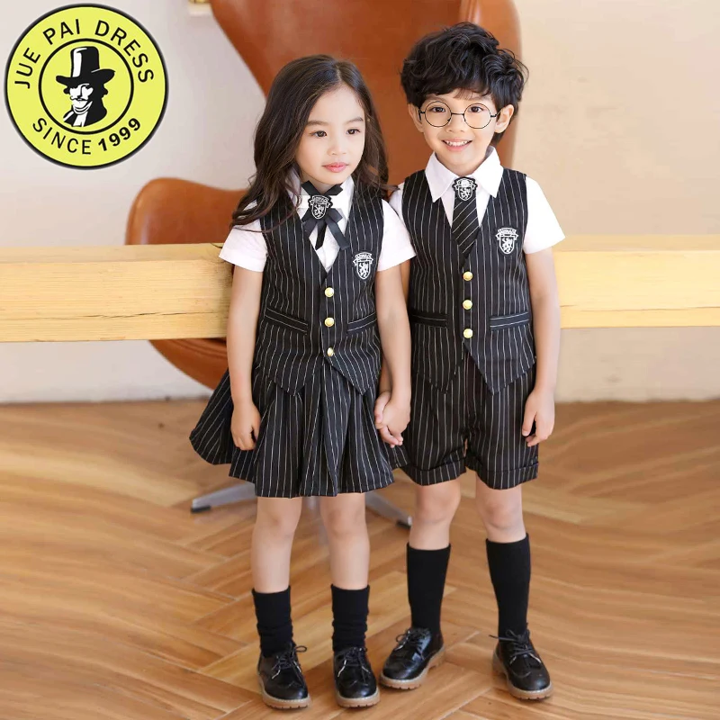 The kindergarten beautiful school uniform