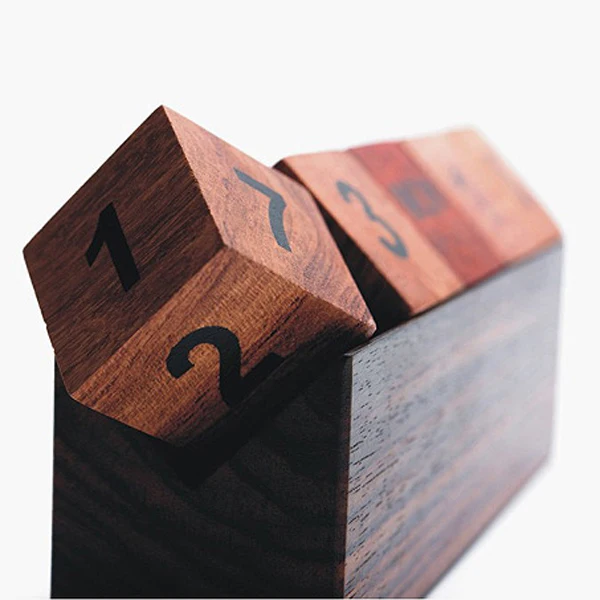 Fashion Hot Sales Manually Wood Cube Calendar, Creative Calendar DIY Perpetual Calendar