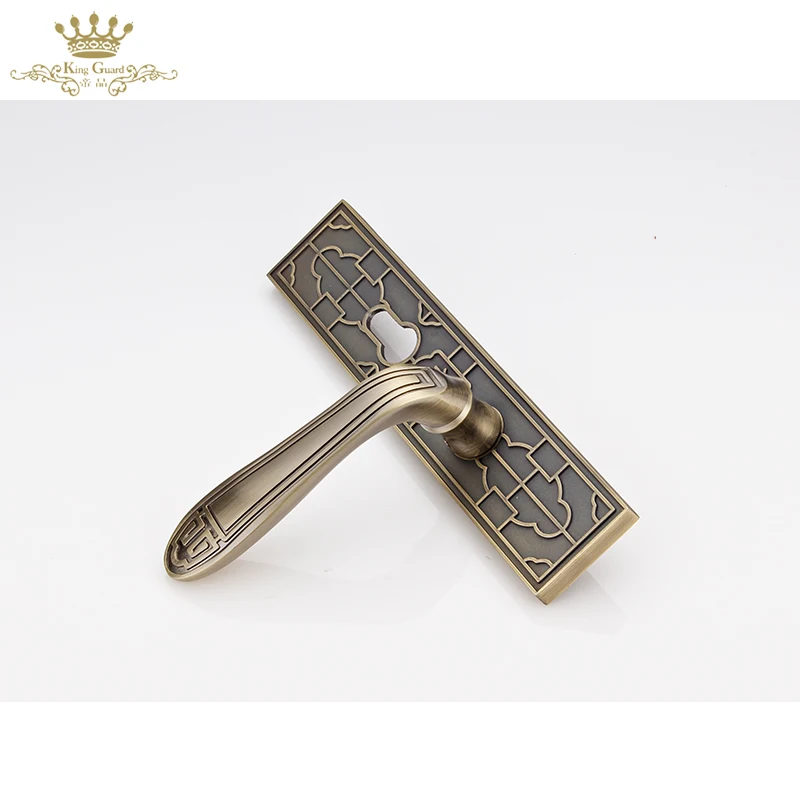 China manufacturer high security standard zinc alloy door plate handles and locks set front mortise child safety door lock price