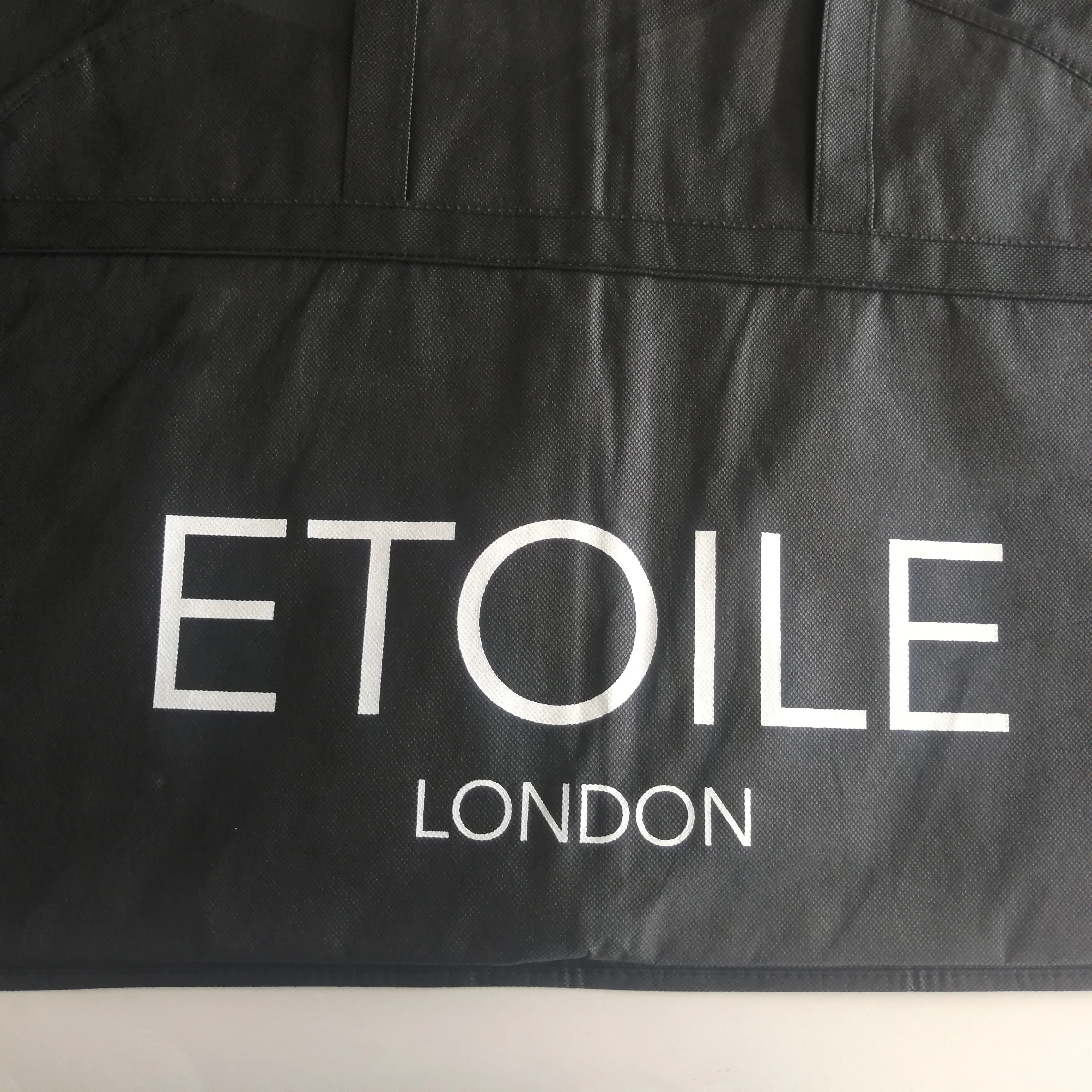 Customized non woven/oxford/peva/pvc dustproof long dress dance bags with garment rack