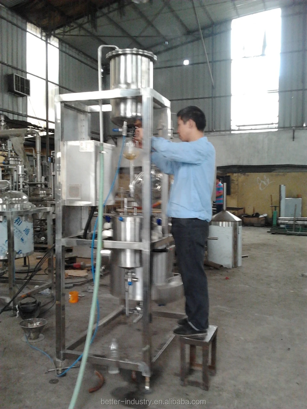 EC200 Sandalwood Oil Extraction Equipment