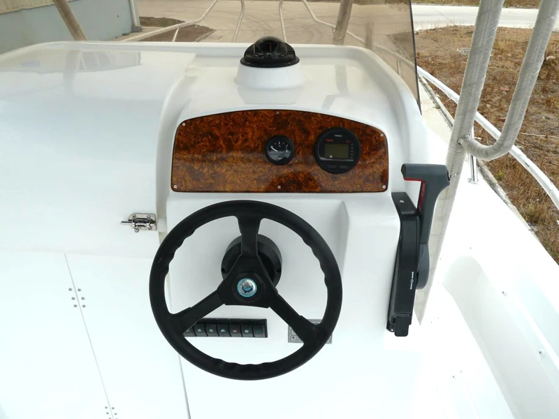 CE Certification 20.5Ft Open FRP Fishing Boat Fiberglass Outboard Speed Boats