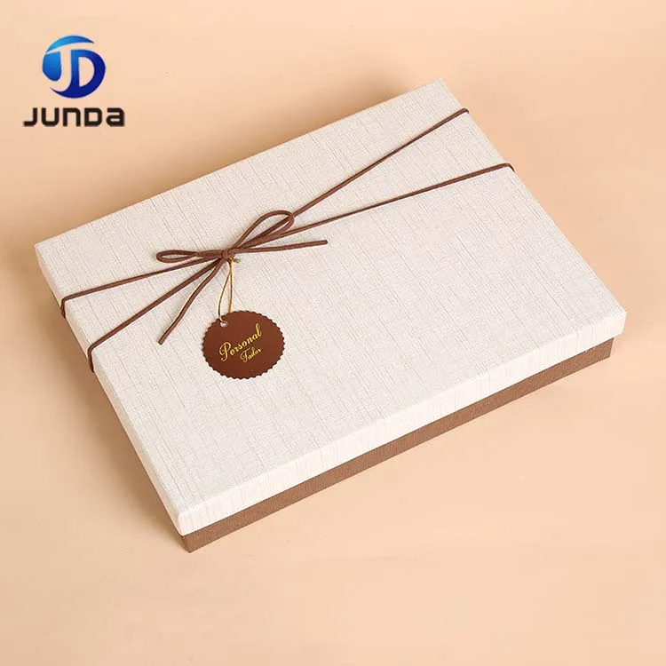 New design customized wholesale luxury paper chocolate box gift box