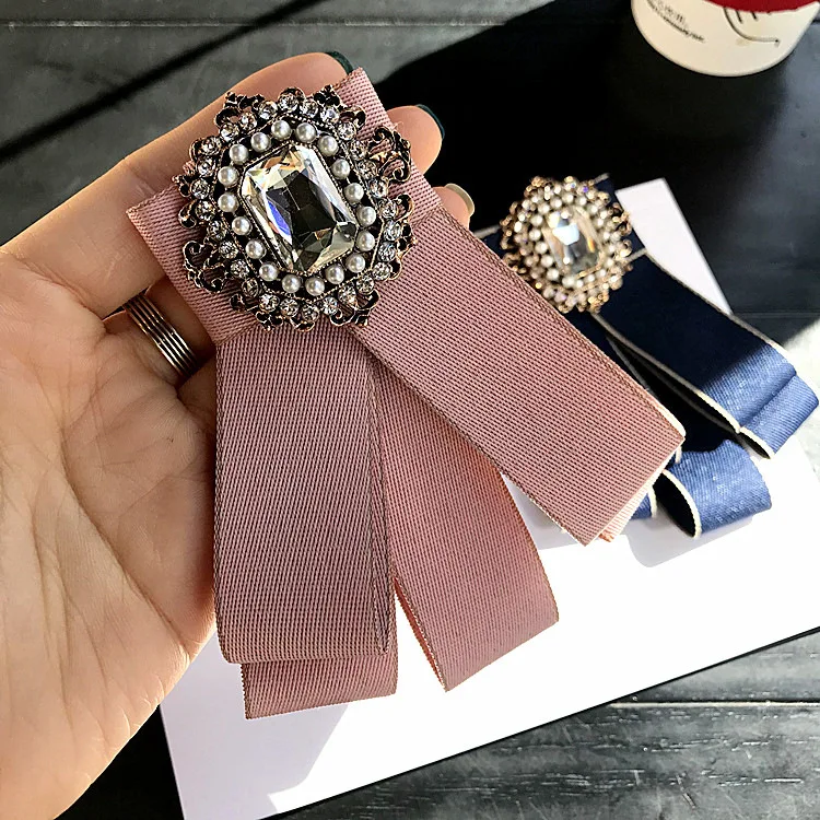 
wholesale korean luxury rhinestone pearl brooch for shirt dress bow tie for women 
