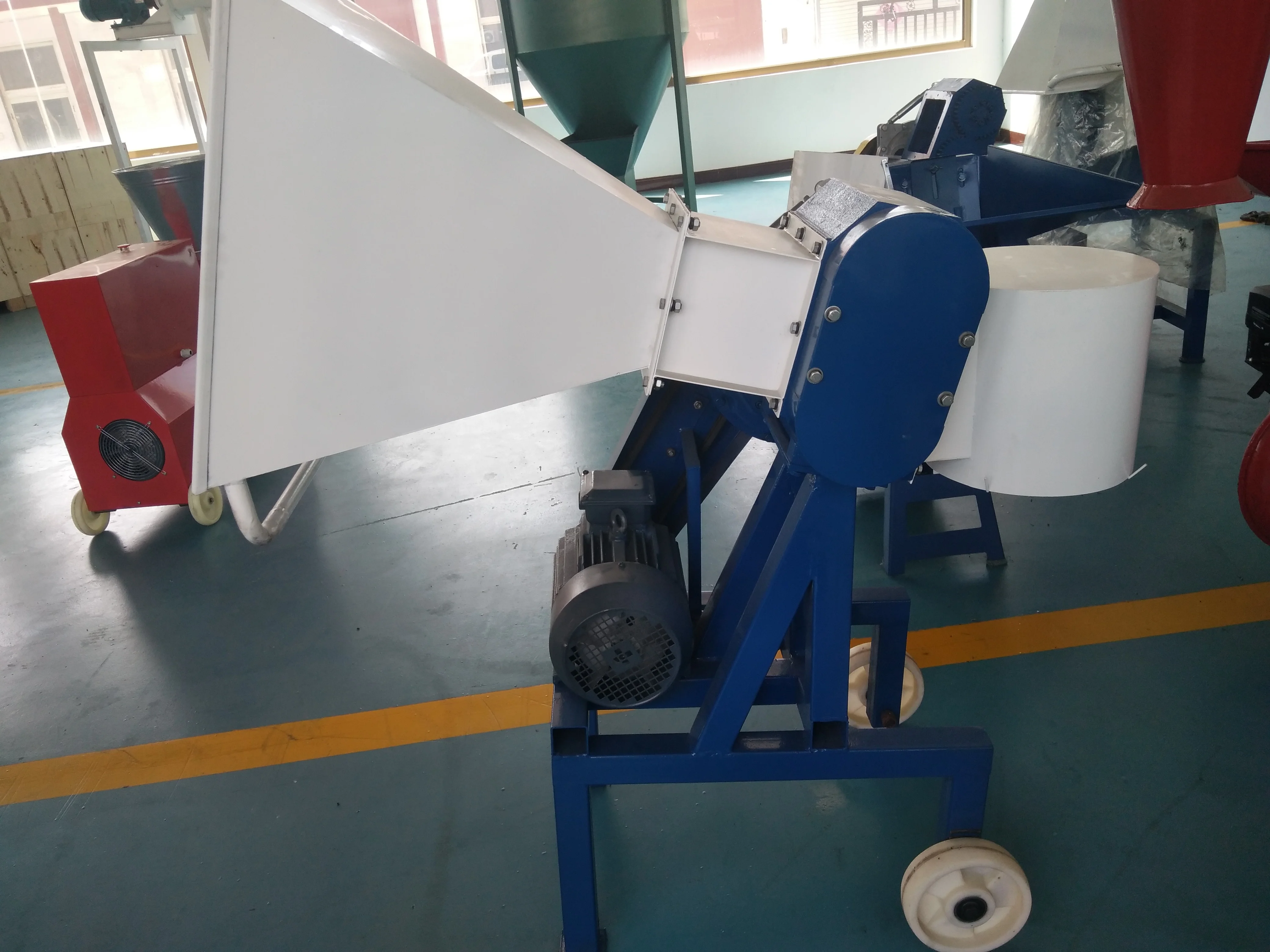 CF158 семья б/у молотковая мельница/мини-мельница для корма животных