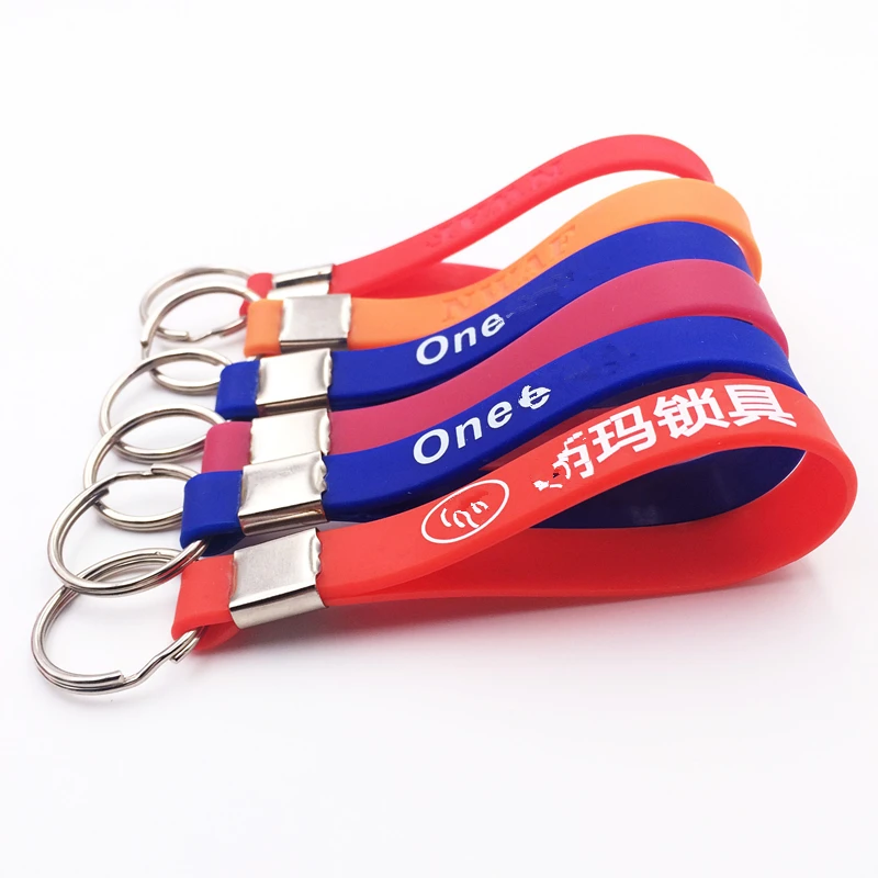 KEYRING Personalised custom Promotion Cheap Rubber wristband silicone bracelet keychain