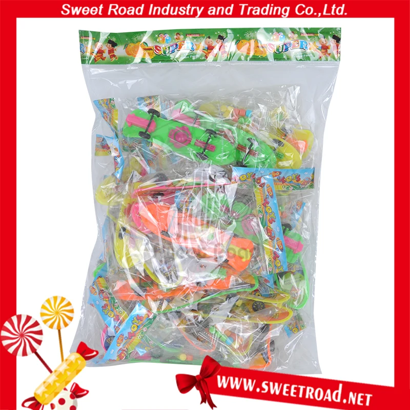 Mini Skateboard Toy Candy Packing  in Bag Confectery