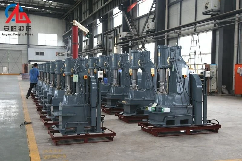 Мощный кованый молоток 25 кг