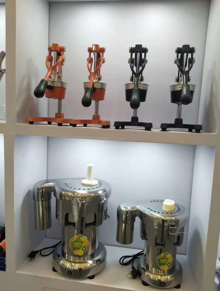 automatic electric mini  portable orange vegetable juicer dispenser machine commercial fruit juicer maker