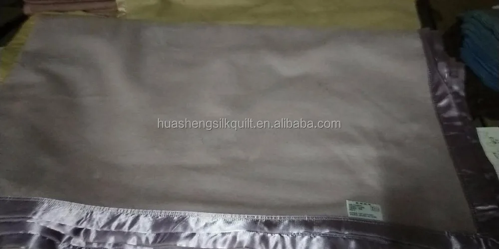 Wholesale Elegant Beautiful Use In Four Season Mulberry Silk Blanket