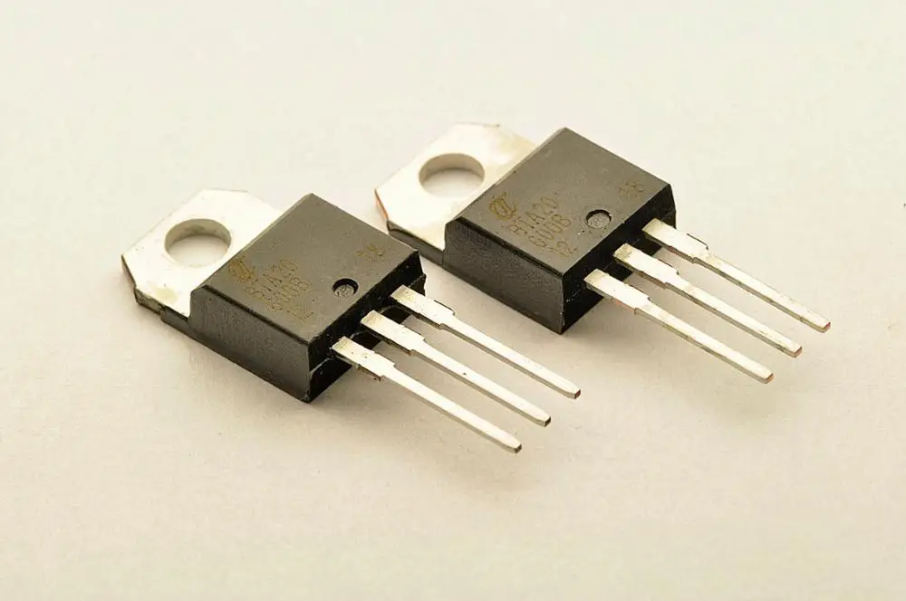 
MOS Field effect transistor TO-220 11A 650V SPP11N60C3 SPA11N60C3 11N60C3 
