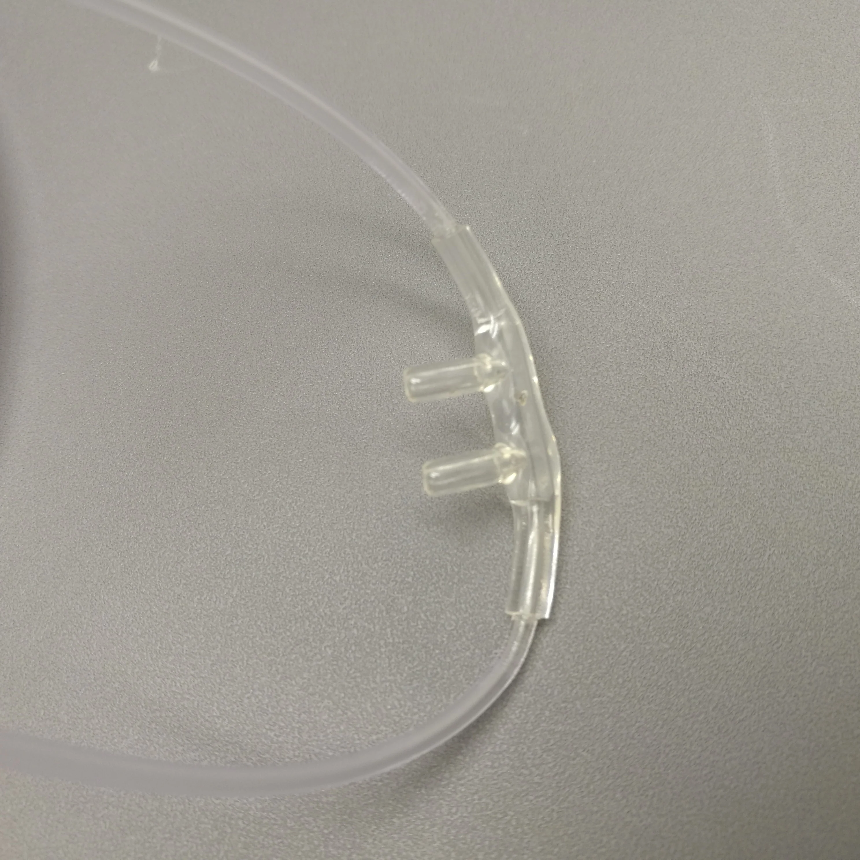 Nasal cannula with clear or green
