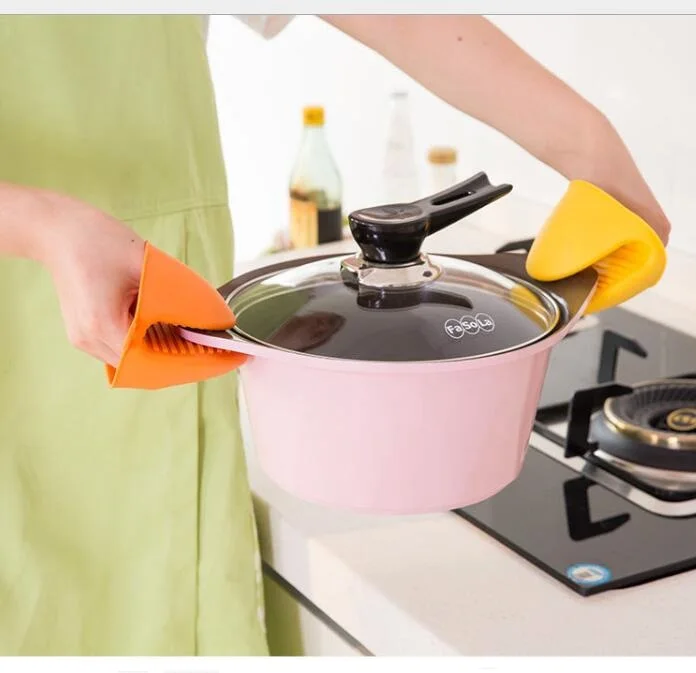 Wholesale Non-stick Heat Resistant  BPA Free Silicone Oven Mitts For Cooking