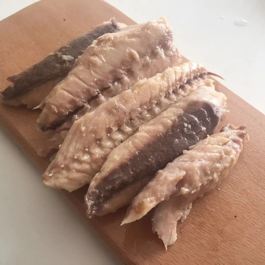 canned mackerel fillets without skin in sunflower oil 125g export