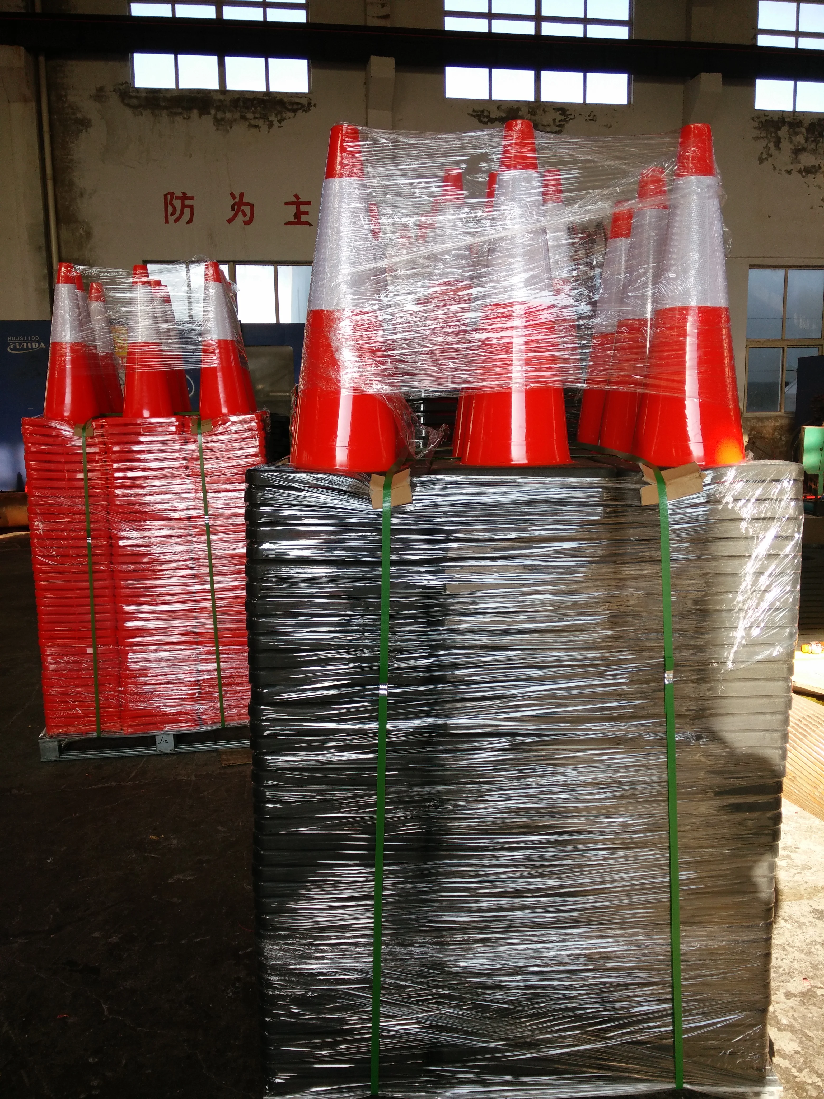 Wholesale 300mm 750mm PVC Cone  Flexible Reflective Road Traffic Cone