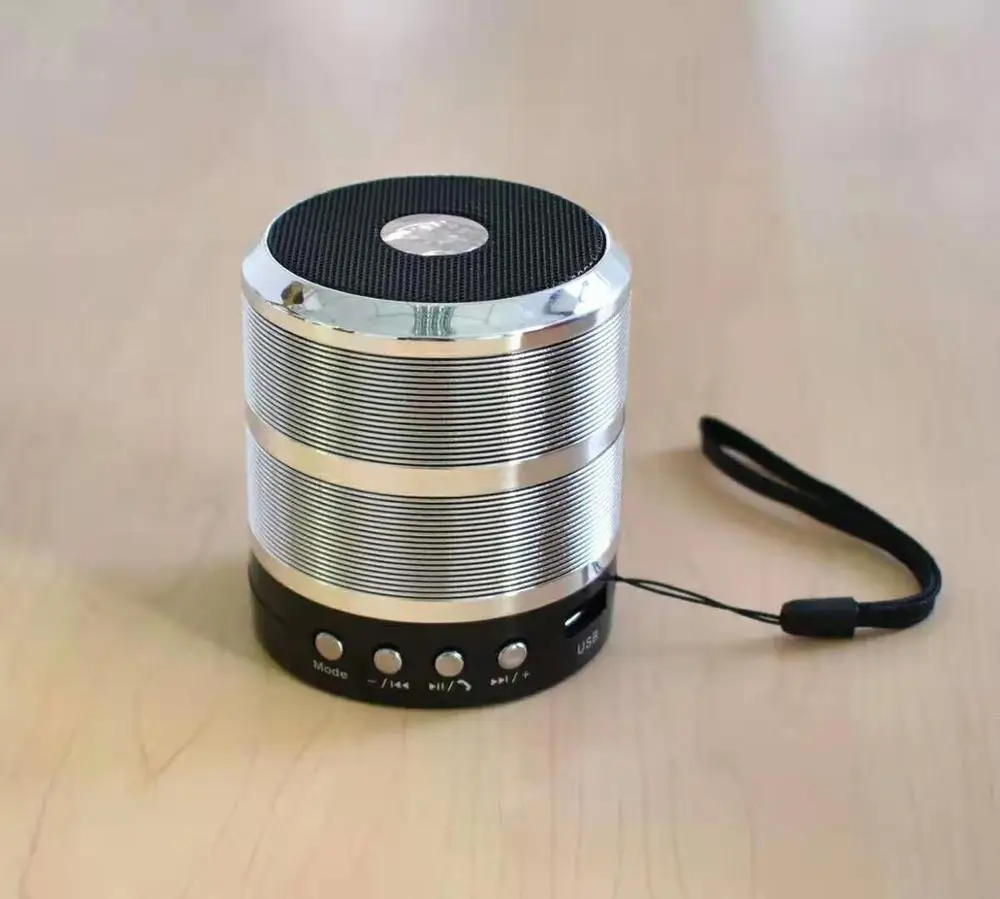 2021 wireless small wireless smart speaker portable mini speakers FM radio TF card USB mobile phone audio