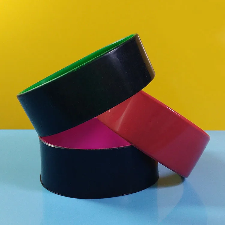 Custom 1 Inch Size 2 Layers Silicone Wristbands/Color Coated Silicone Bands/Bracelets With Paint Different Colors