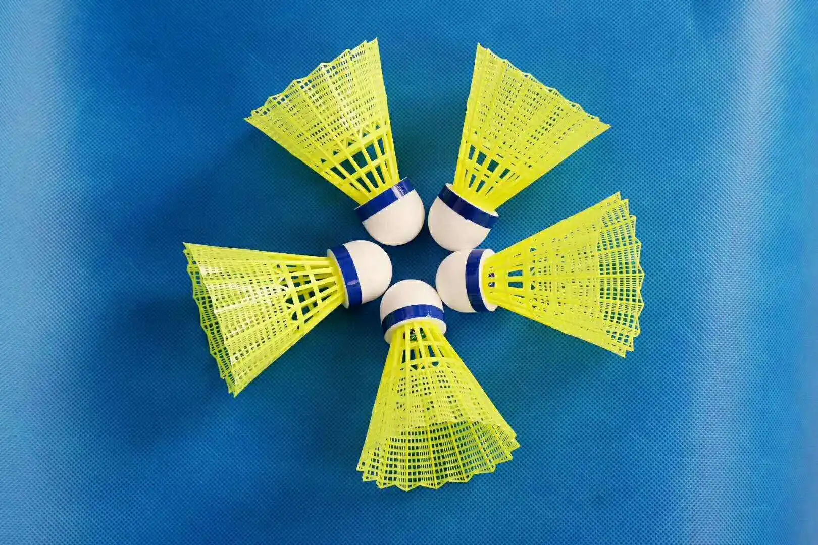 
win sports promotion 2%OFF buy low price durable #nylon badminton shuttlecocks china factory hot sale 